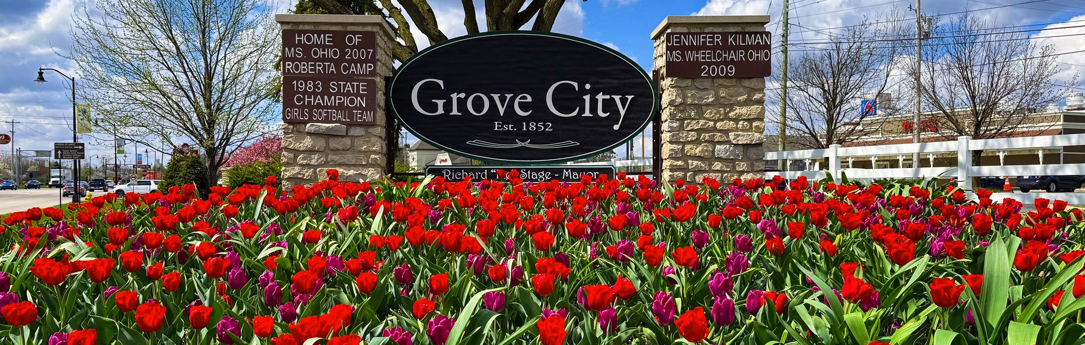 Grove City community sign